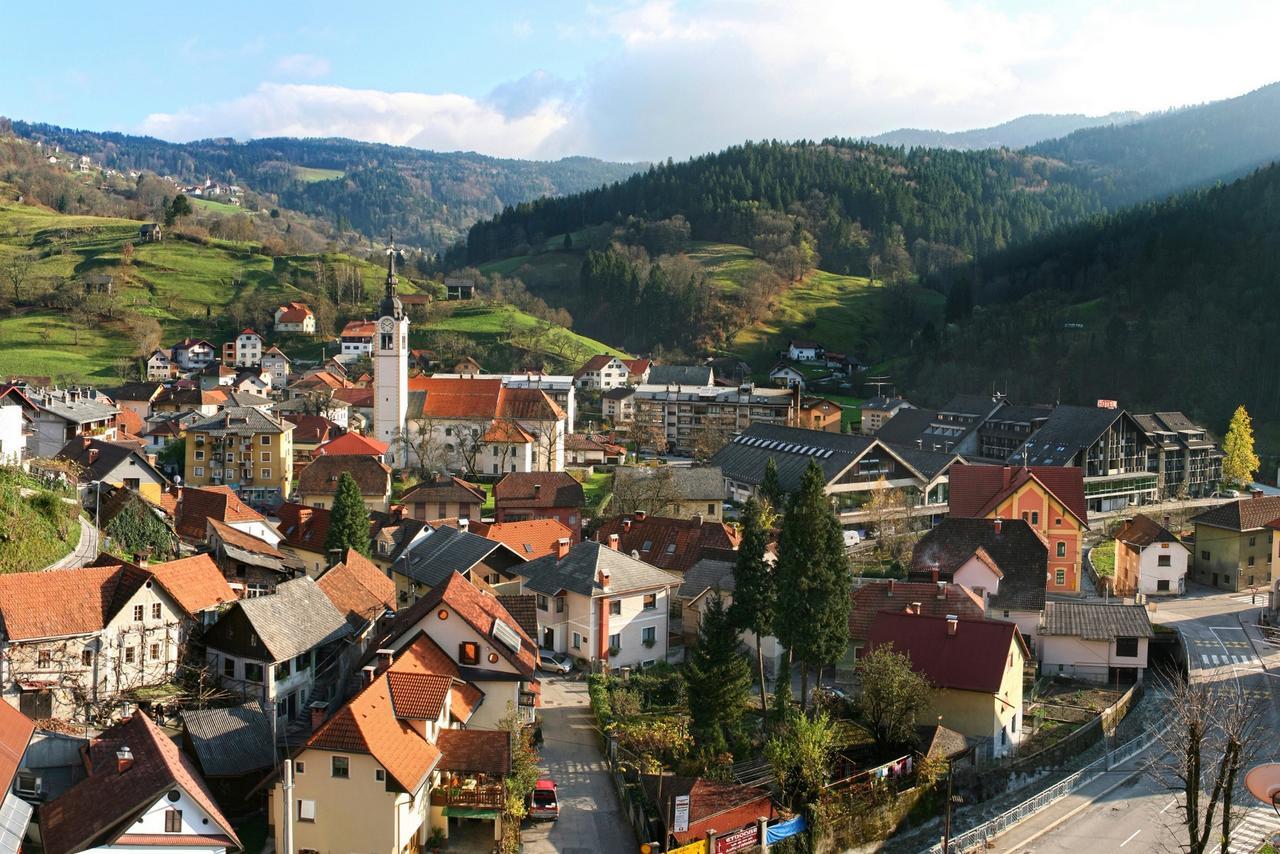 A Pousada Prenocisca Cerkno Exterior foto