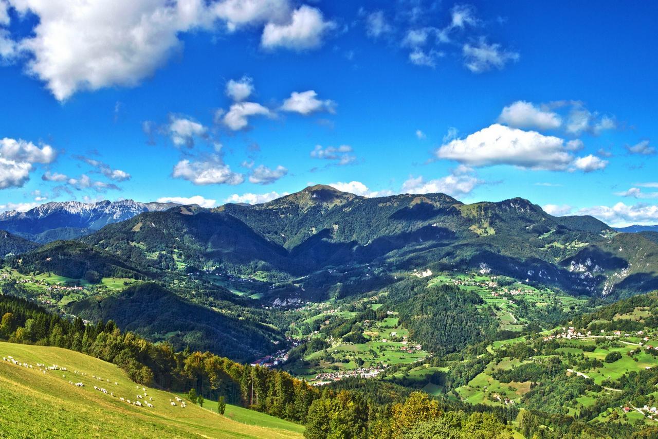 A Pousada Prenocisca Cerkno Exterior foto
